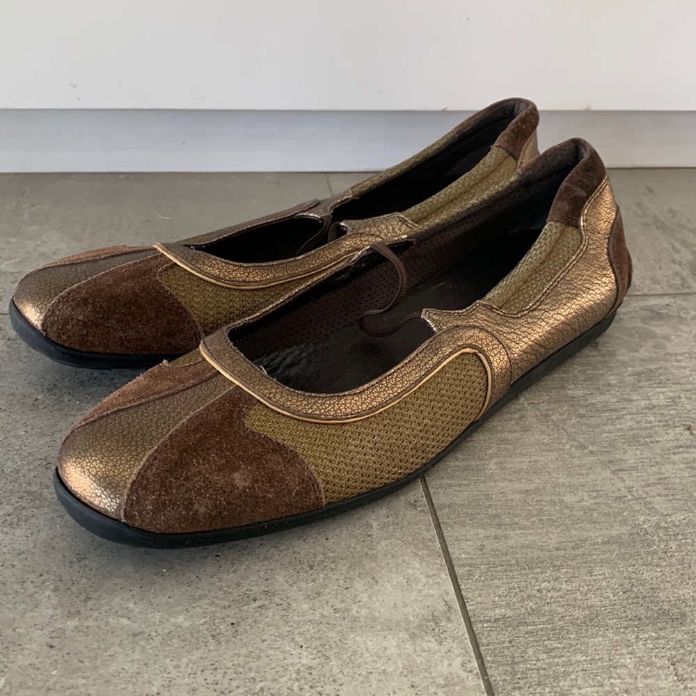 Prada Sport Mary Janes gold 40EU, 10US